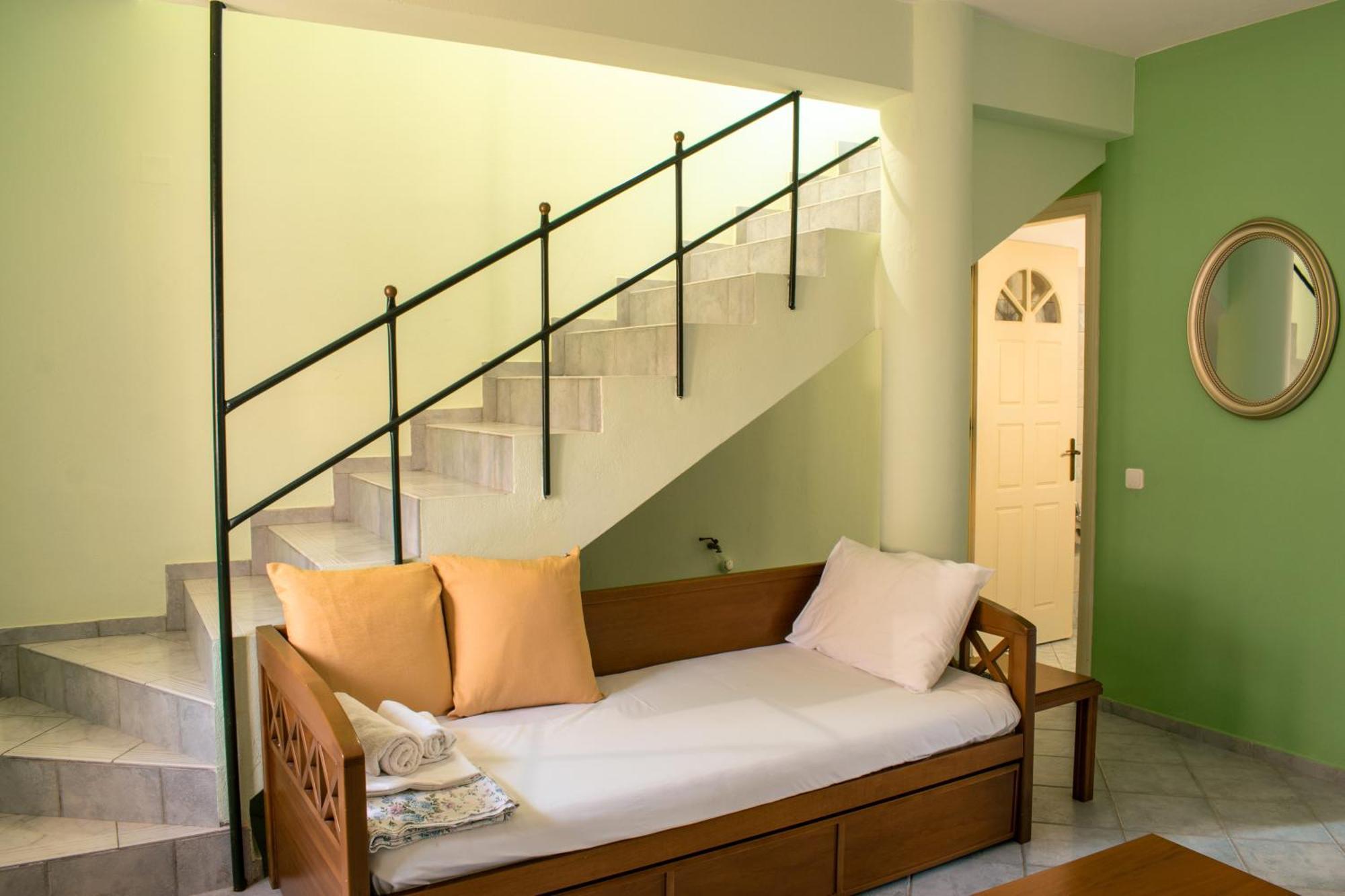 Chrisanthi Apartments ซิโวตา ภายนอก รูปภาพ