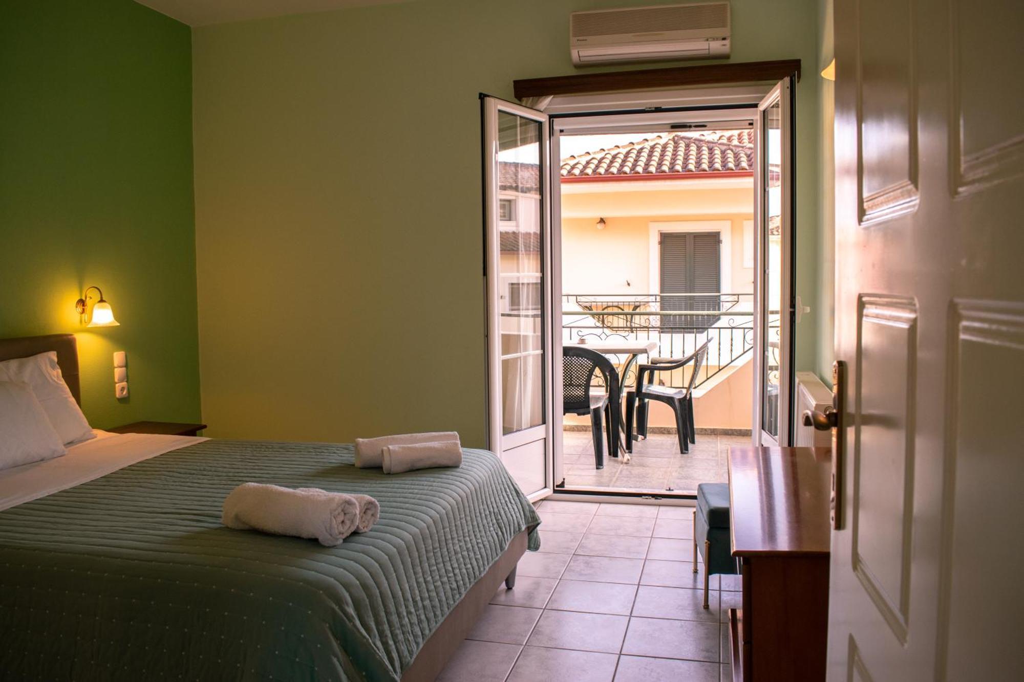 Chrisanthi Apartments ซิโวตา ภายนอก รูปภาพ