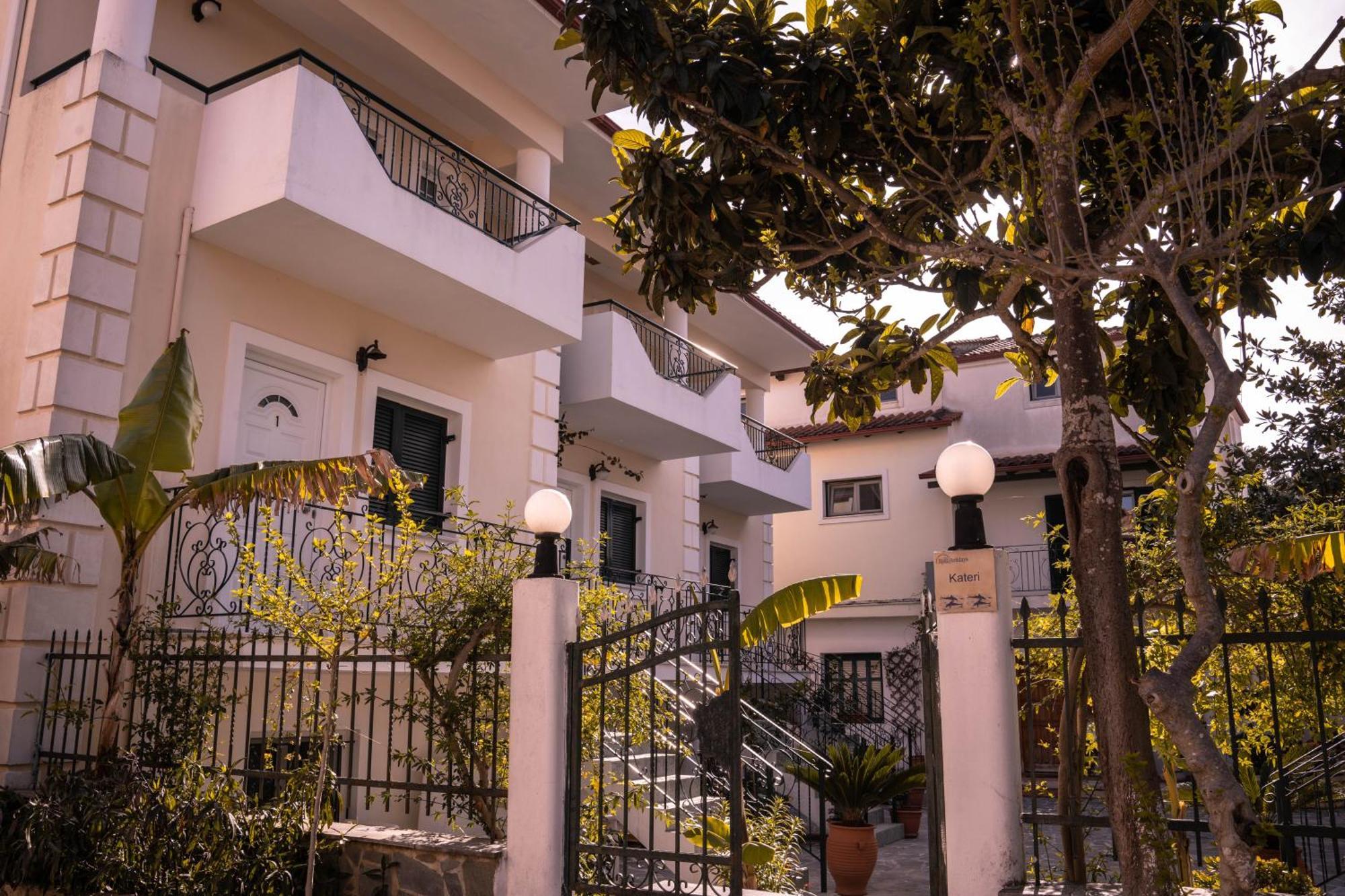 Chrisanthi Apartments ซิโวตา ภายนอก รูปภาพ